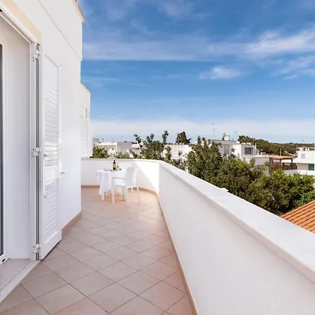 Bellevue Aparthotel 4*